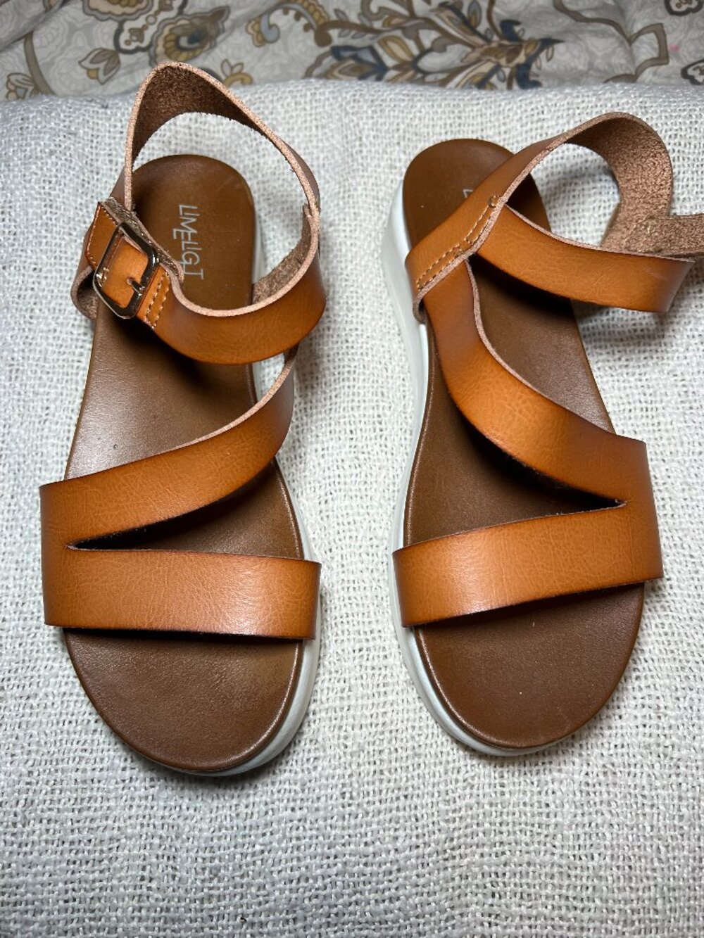 Limelight Girls Brown Strappy Sandals – Size 3 – Pre-Owned